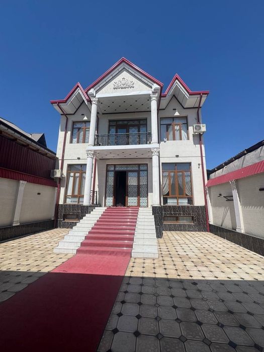 Дом  Участок Юнусабад  2,7 сот.  5 ком  ресторан Бахор  Бободехкон