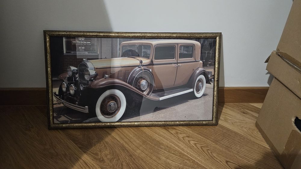 Vand tablouri înrămate