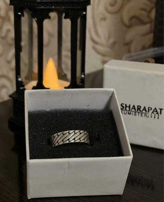 Продам серебряное кольцо