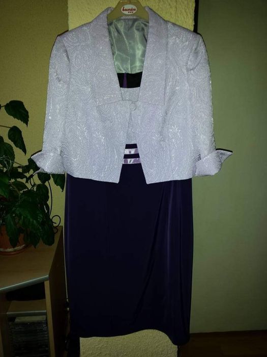 Costumas rochita cu bolero, marime M