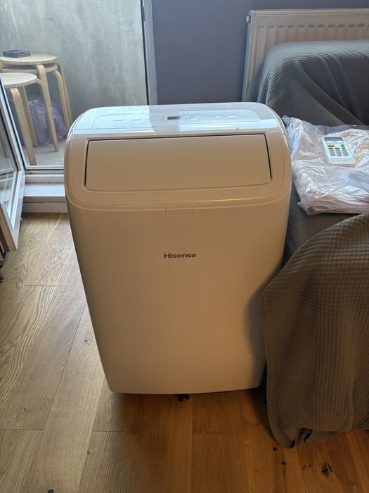 Aparat aer conditionat portabil Hisense