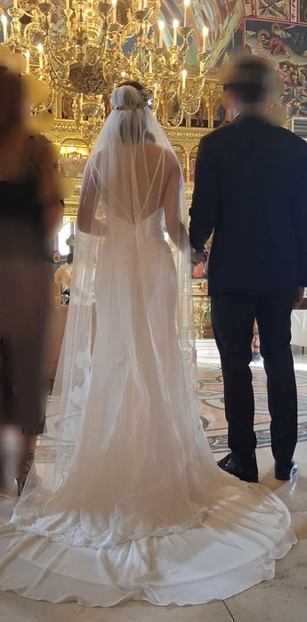 Rochie de mireasa si voal