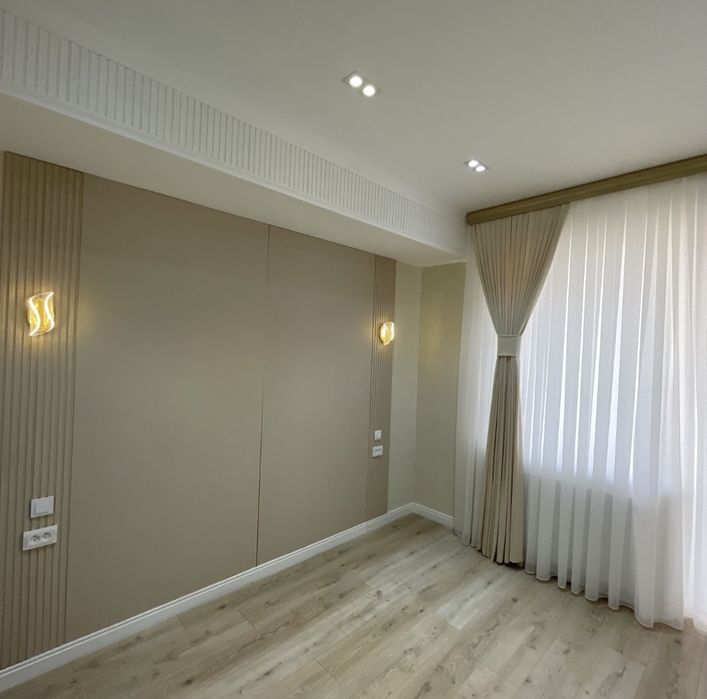 Xon saroydan 3 xonalik uy sotiladi. Naxtka sotaman faqat