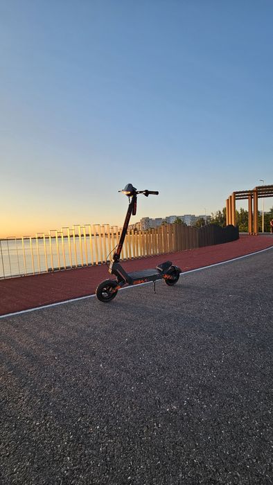 Trotineta electrica Kukirin G2 2025