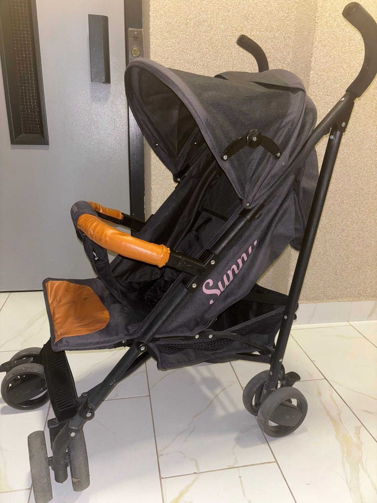 ПРОДАВАМ Лятна количка Cangaroo