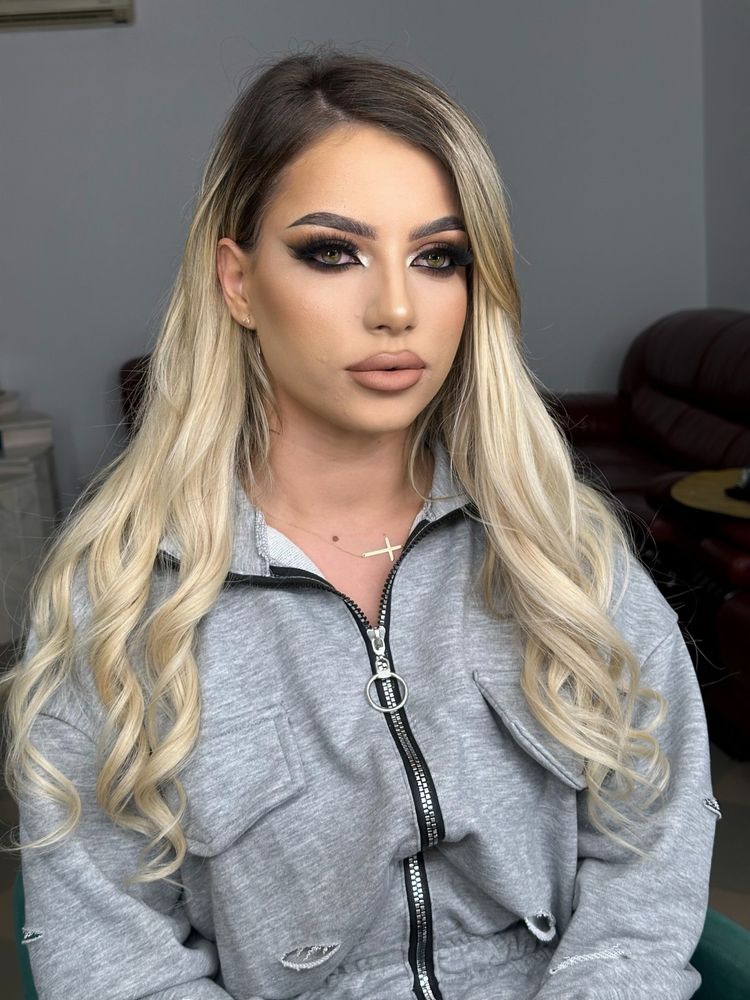 Make up artist & Hairstylist