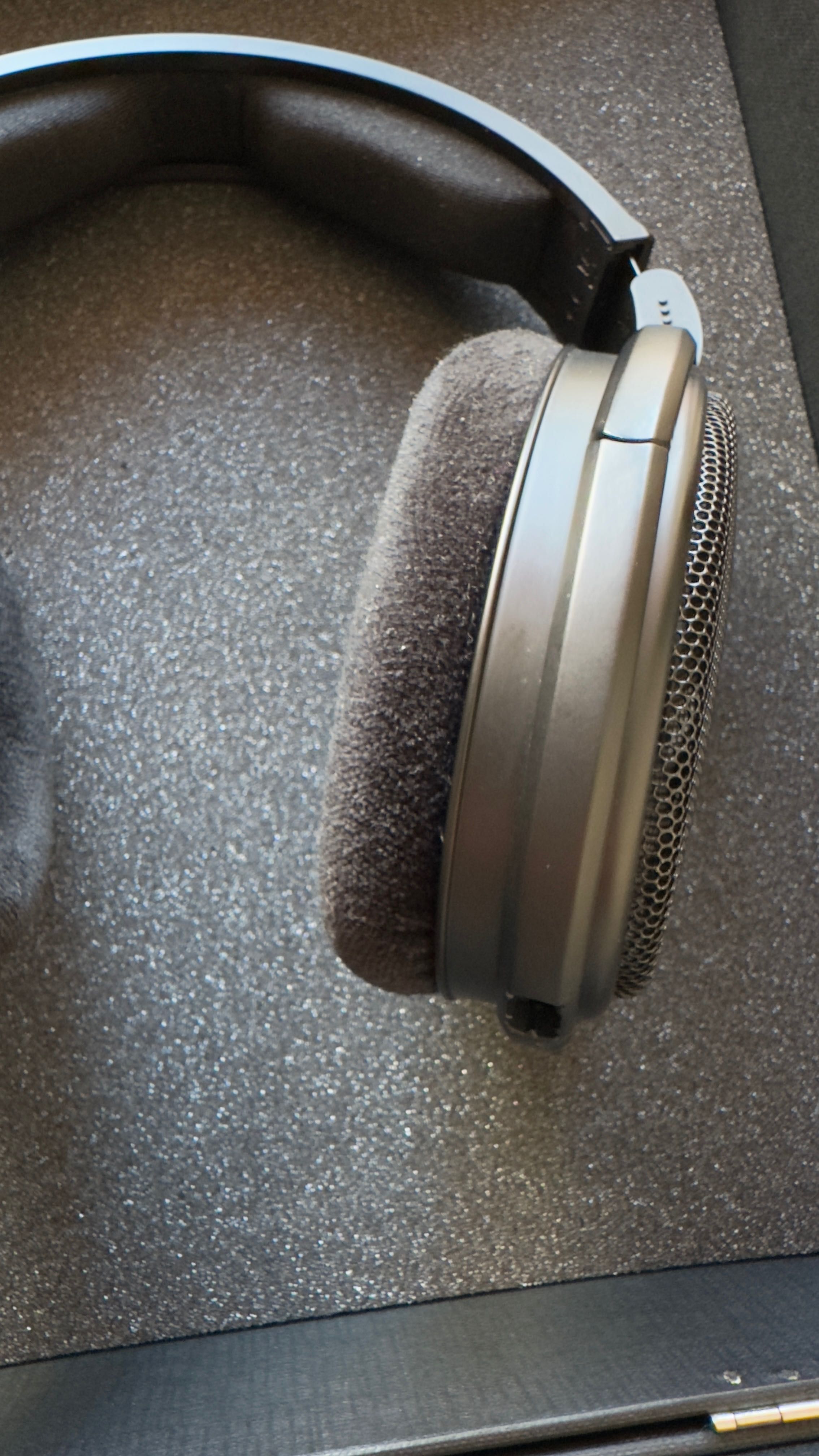 Продавам слушалки Sennheiser 660S