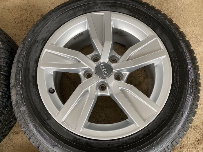 Jante originale Audi 16 cu anvelope de iarna