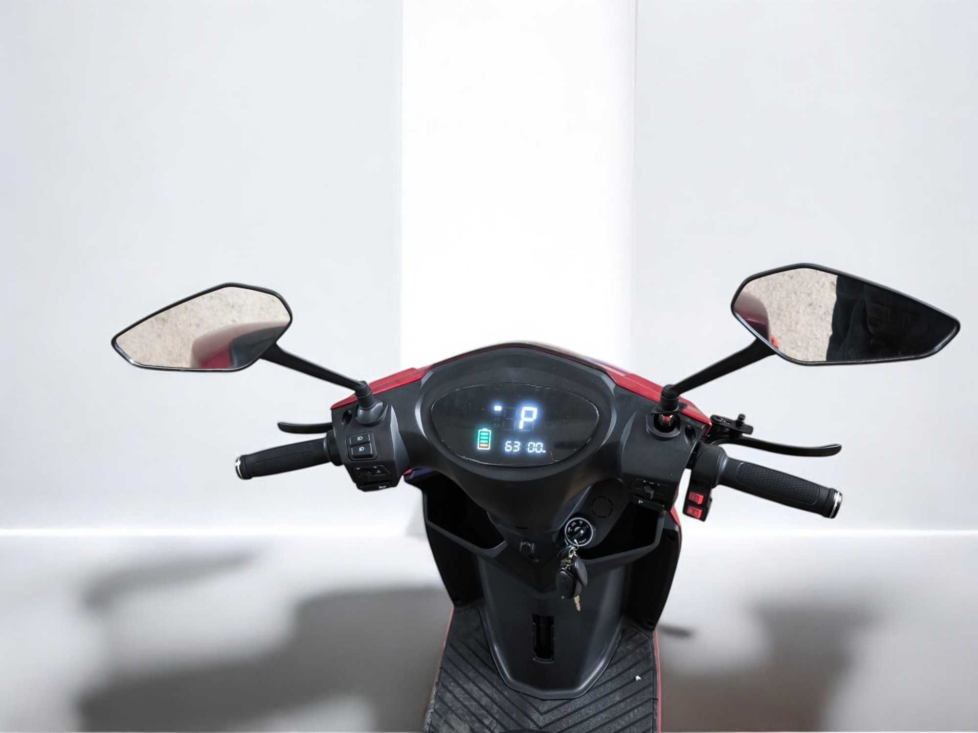 Електрически скутер-триколка Electric Sport 2000W | 60V | 24AH | RED