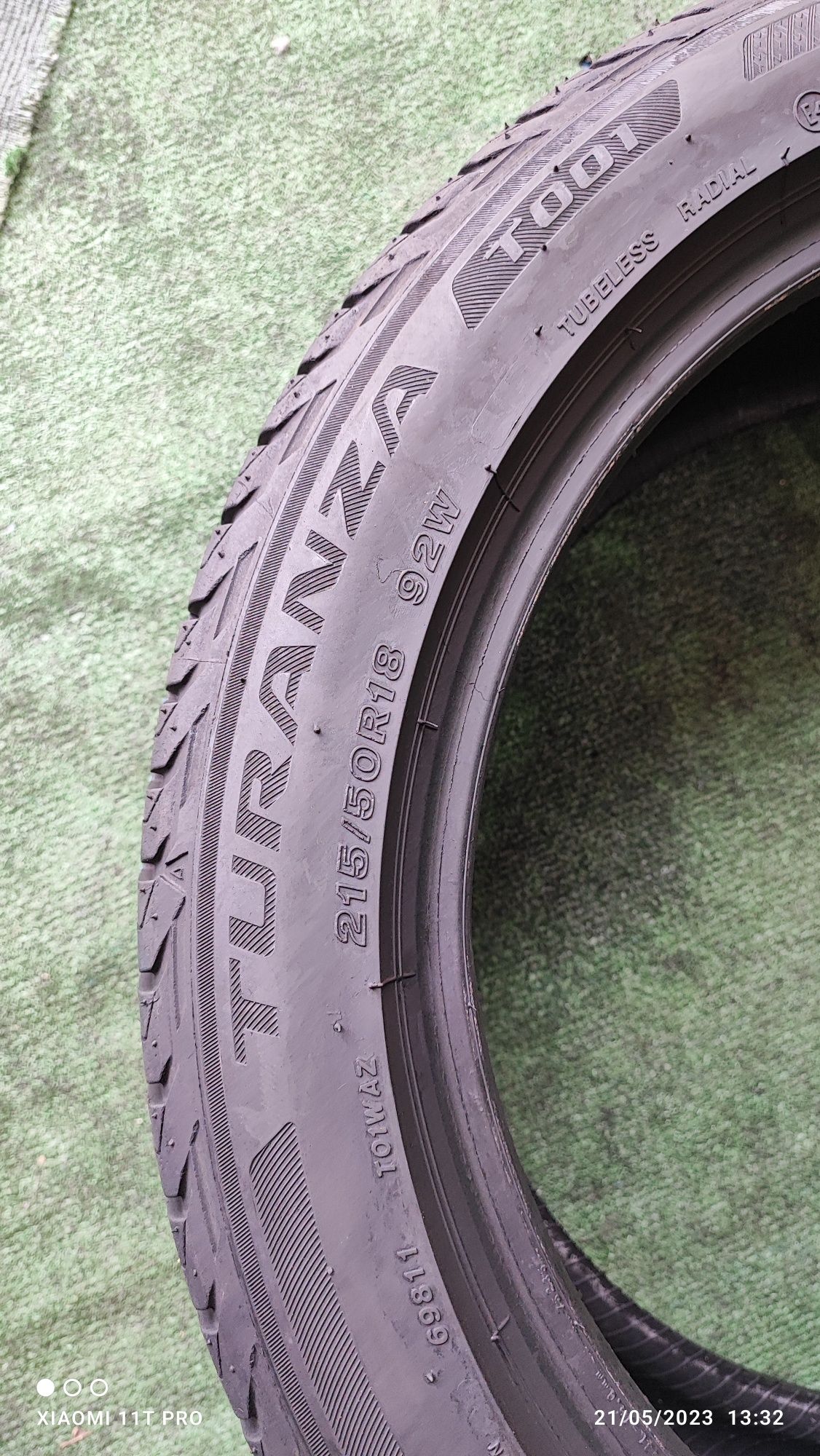 215 50 R18 Bridgestone