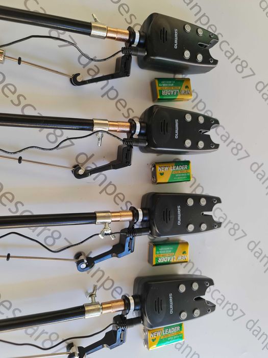 Set 4 Avertizori digitali TLI05 cu 4 swingere cu iluminare si 4 Tije