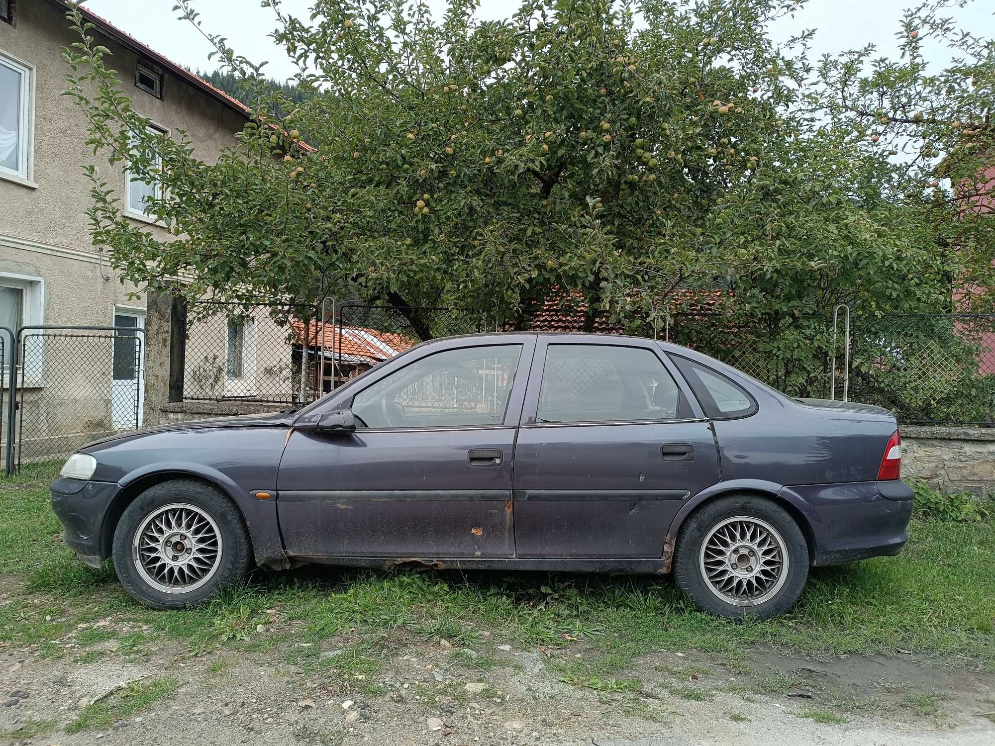 Opel Vectra B 1.6 Бензин/Газ (75 кс.) 1998 за части