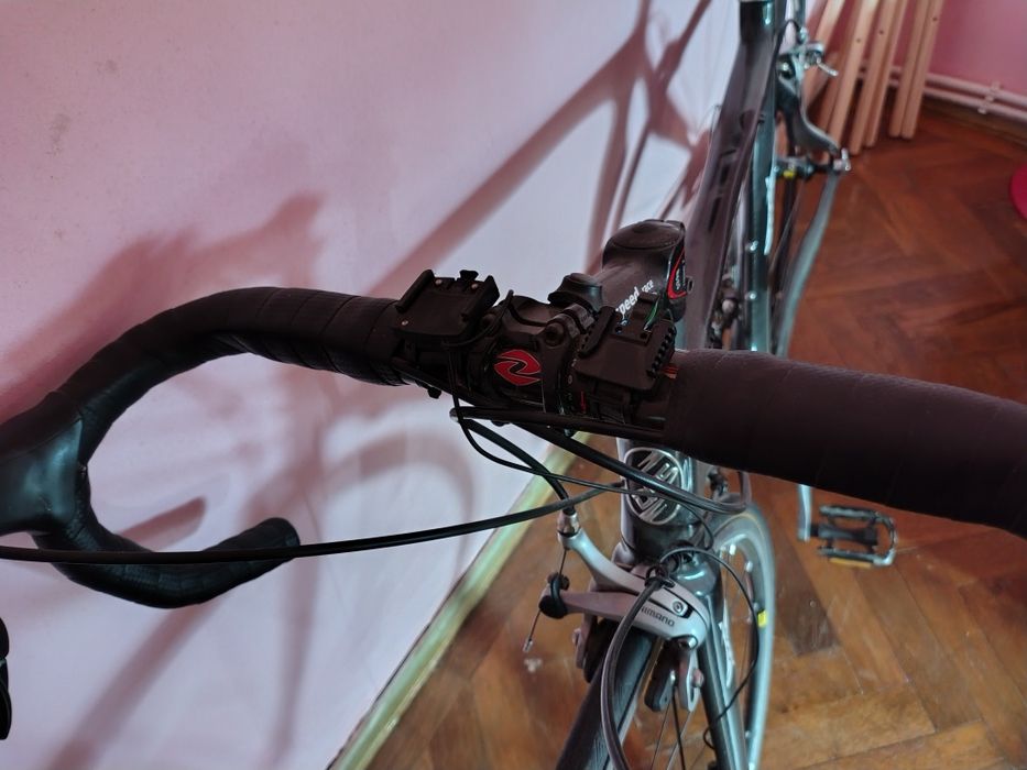 Bicicletă carbon