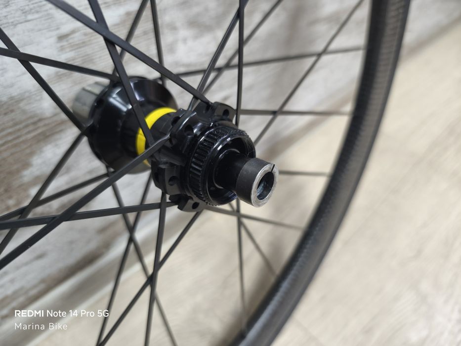 Карбонови шосейни капли Mavic Cosmic Pro Carbon UST Limited Disc