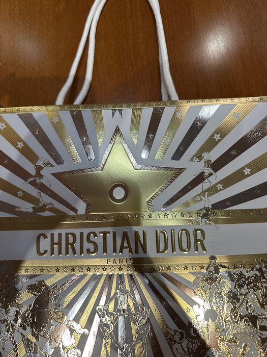 Нови! цвят 720 и цвят 881! Rouge Dior Sequin Liquid Duo