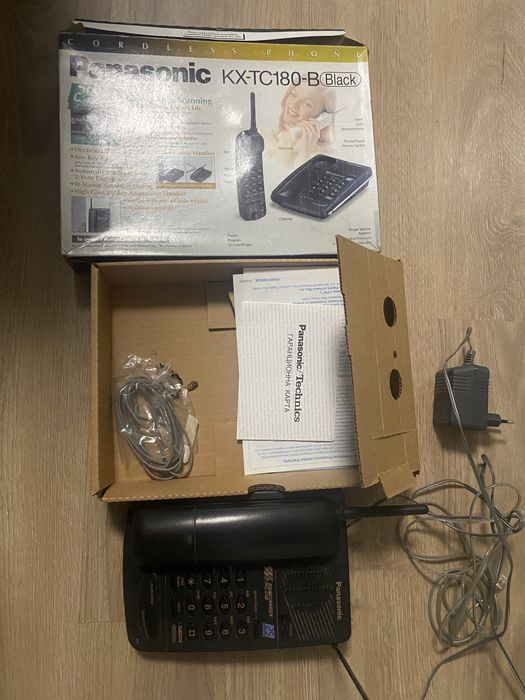 Работещ стационарен телефон Panasonic