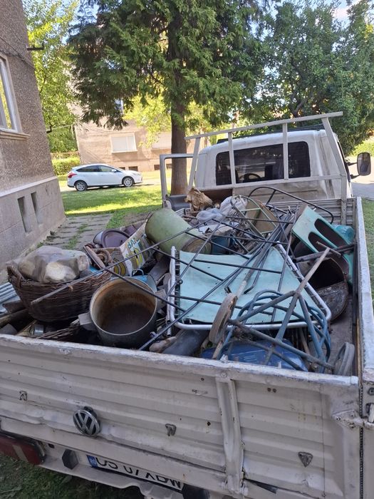 Debarasari apartamente moloz etc.