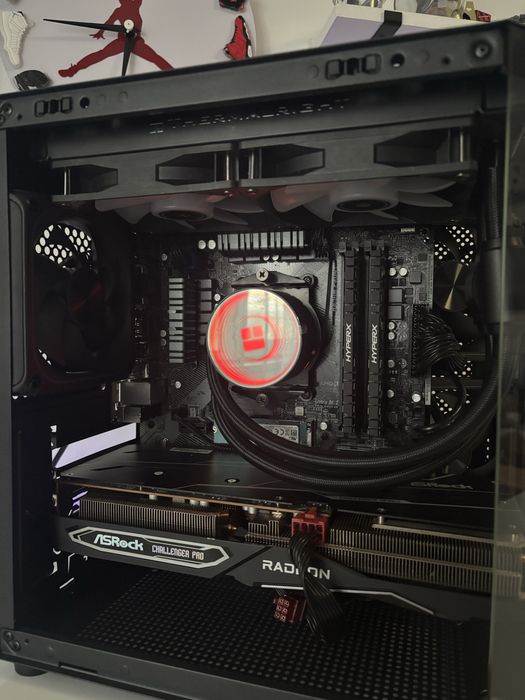 Se vinde pc de gaming Ryzen 5 5600 | RX 6600XT