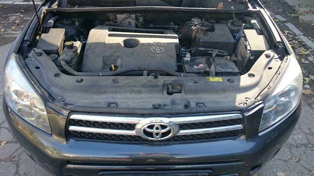 Piese auto pentru Toyota Rav 4 2.0 vvti si 2.2 Dcat 177 cai 2006-2009