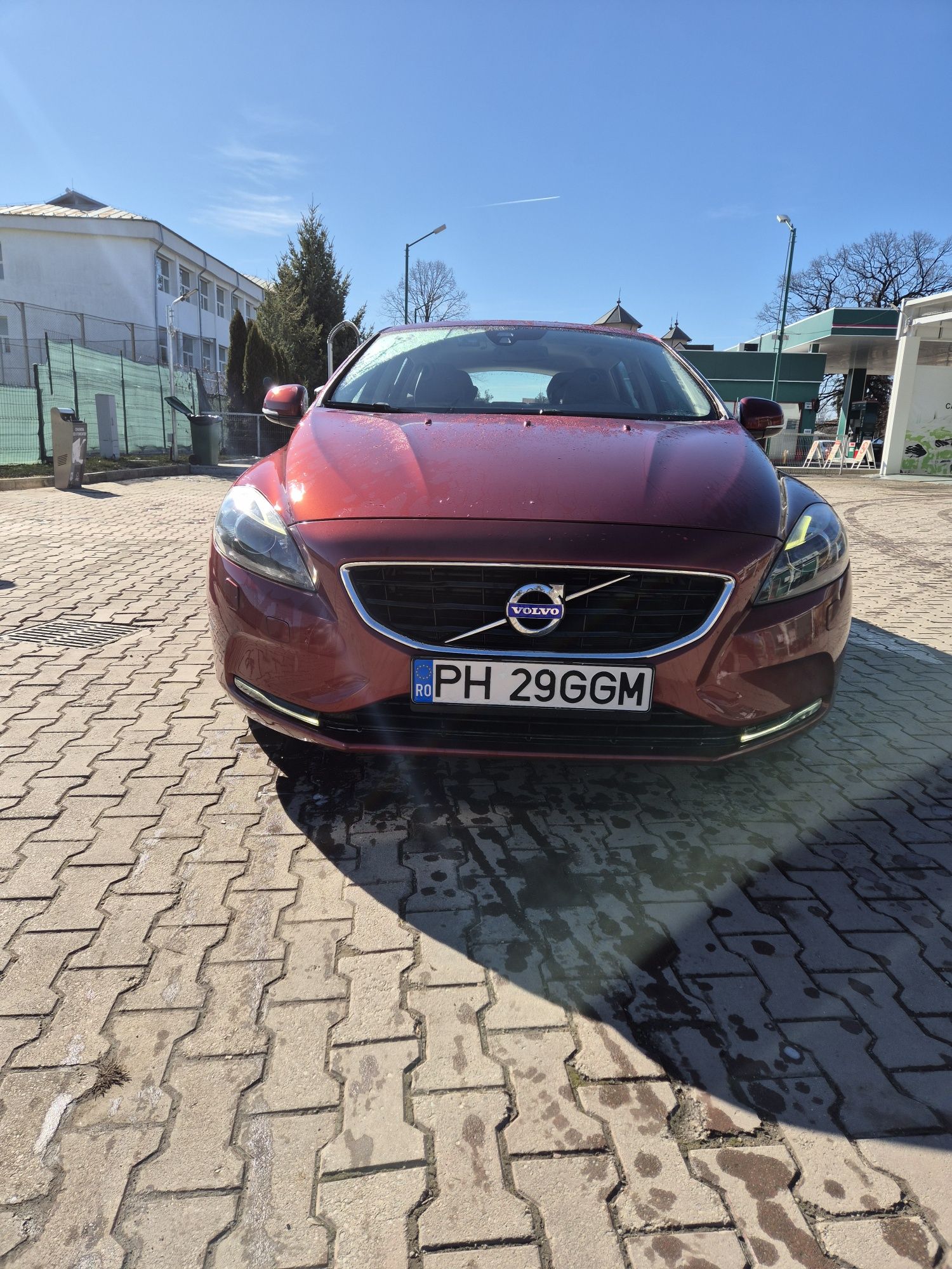 Vând Volvo v40 ,1.6d