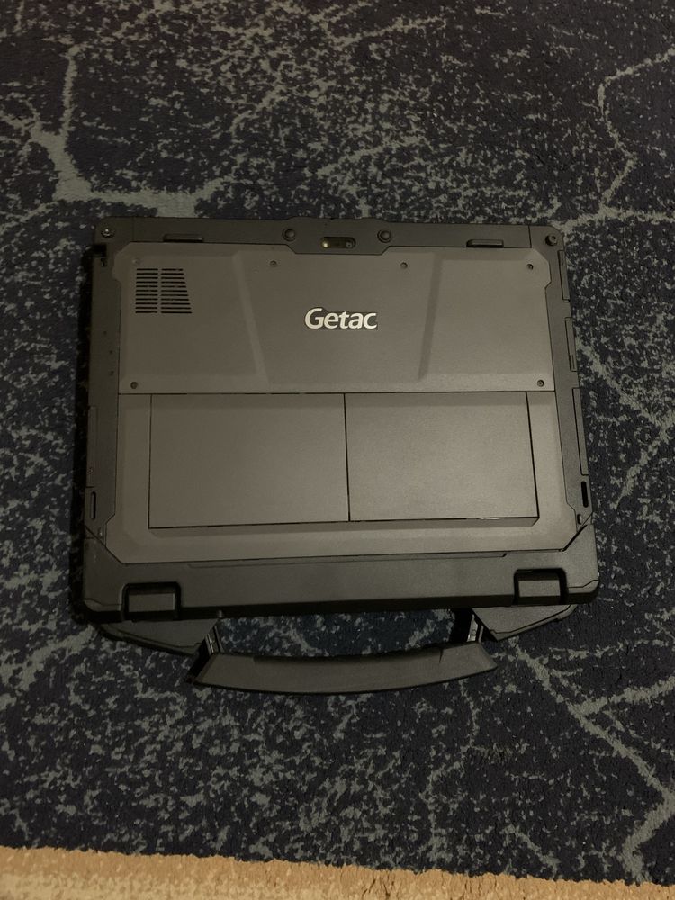 Getac K 120 Intel(R) Core(TM) i5-8250U