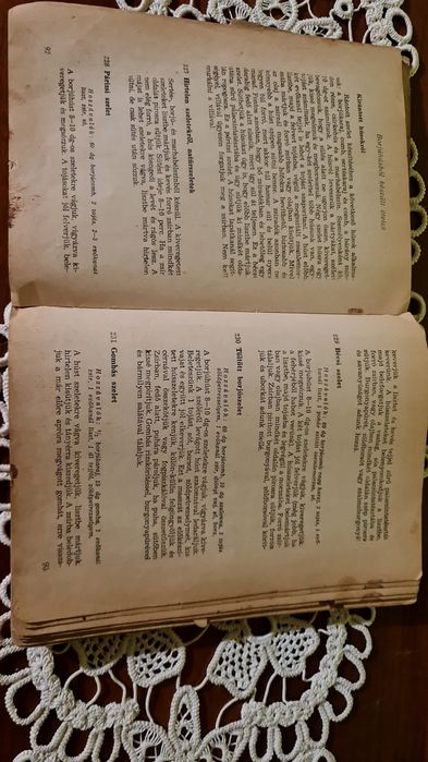 Szmuk Iren " 1006 etelrecept egessegeseknek es betegeknek (1006 retete