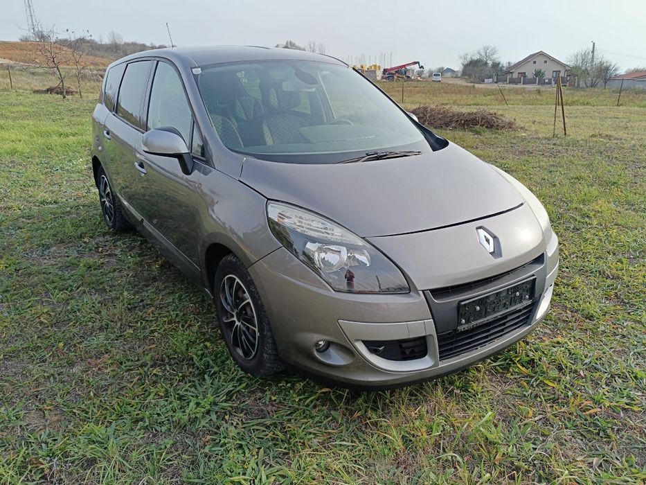 Vand Renault Scenic 1.5 dci