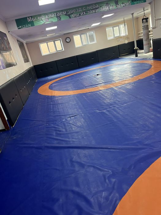 Борцовский ковер размер :30x7 + мыты толщина 5 см.