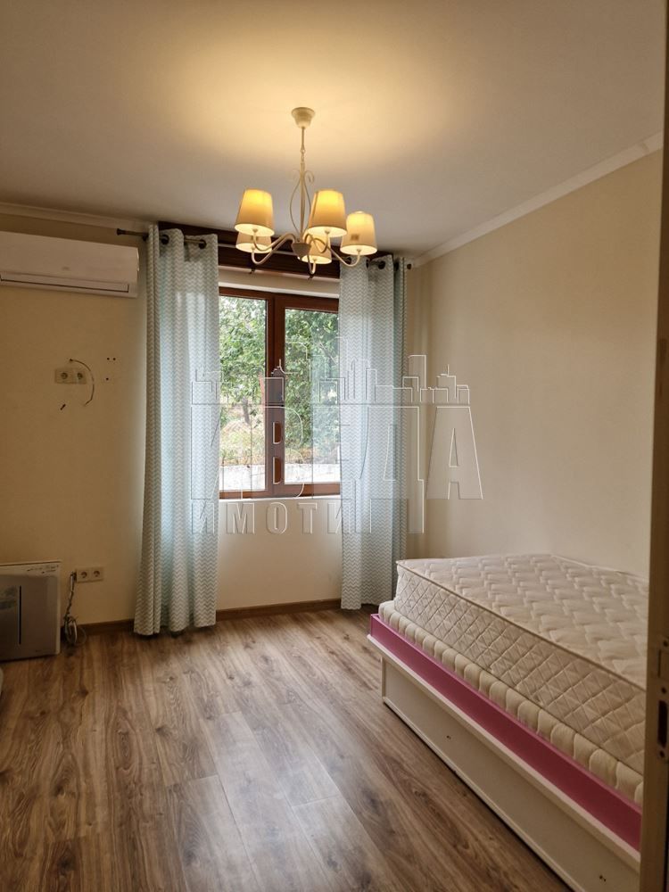 Продава се Тристаен апартамент в Варна, м-т Траката - 90 кв.м за 2156 €/кв.м - Снимка #3