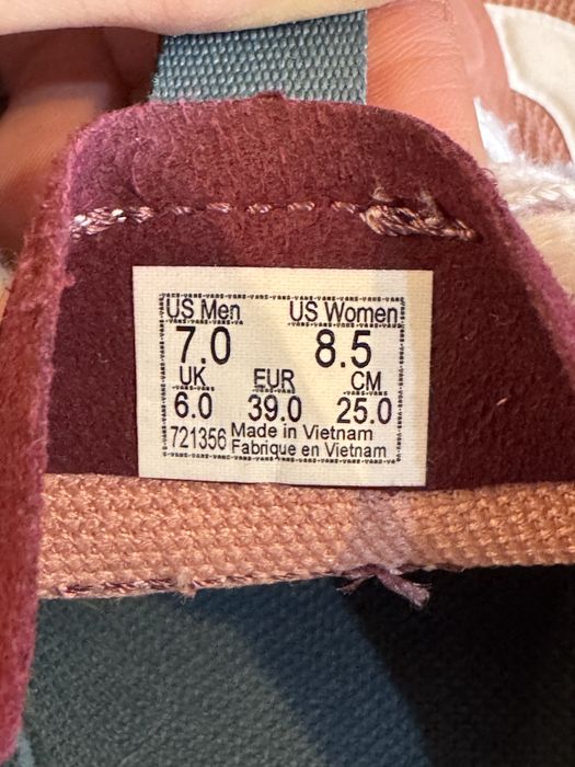 Vans Ultrarange Exo номер 39