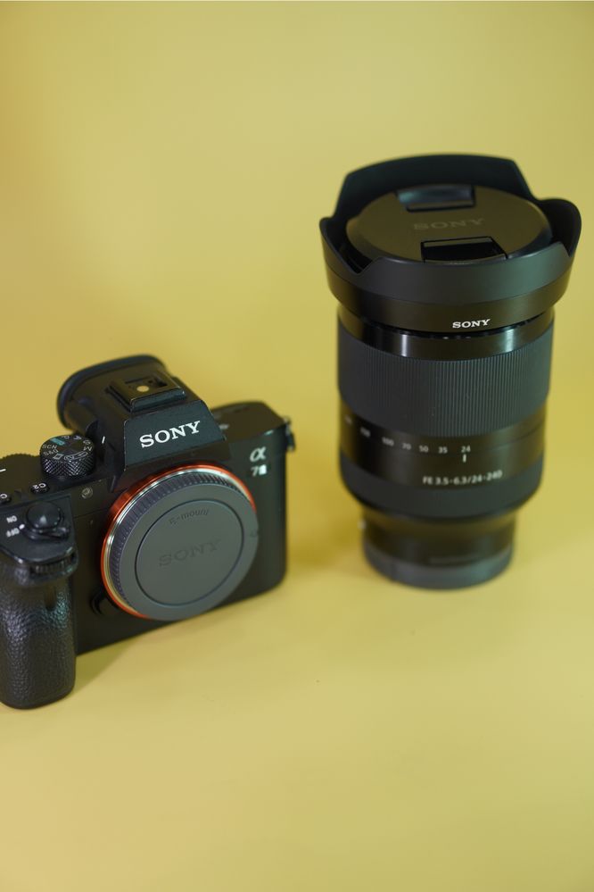 Sony A7 III 24-240mm