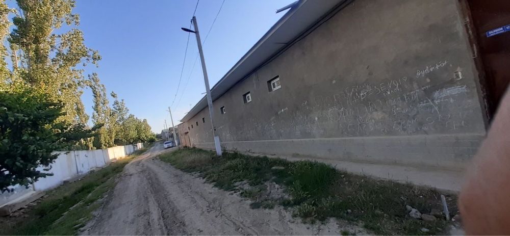 Назабек Гулчилик махала 28 соти тарцавой жой сотилади 4 та хона ошхона