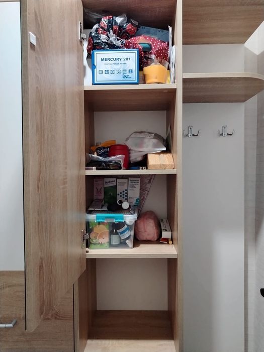 Продам прихожую. В хорошем состоянии