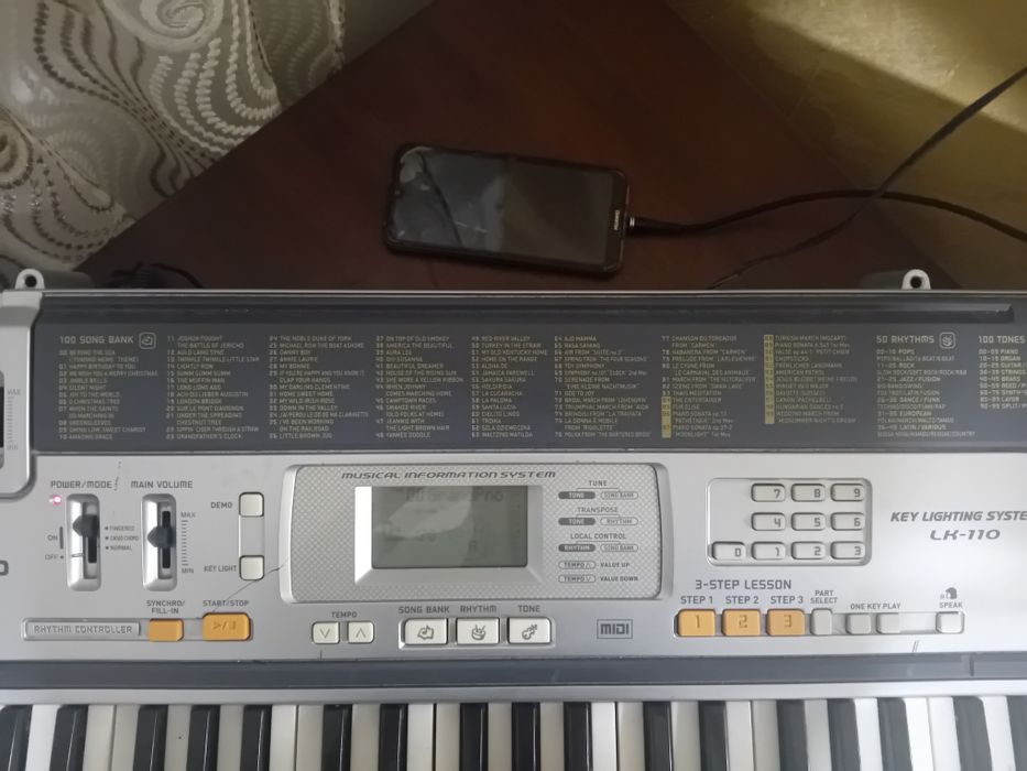 Vând orga începători în stare perfecta