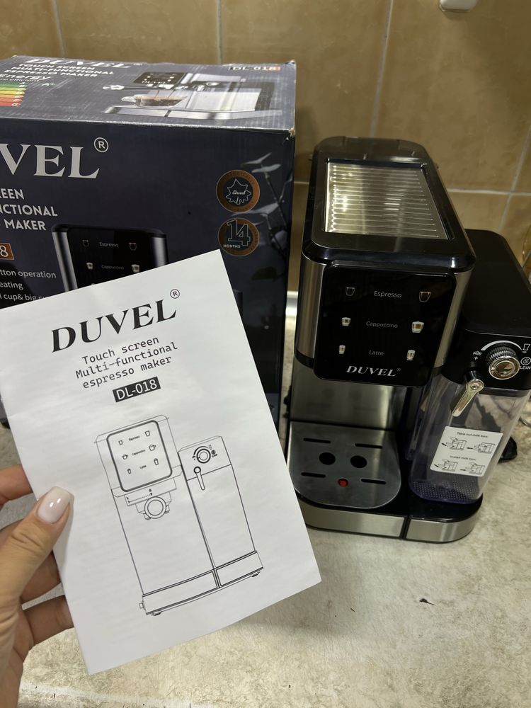 Кофемашина Duvel новая