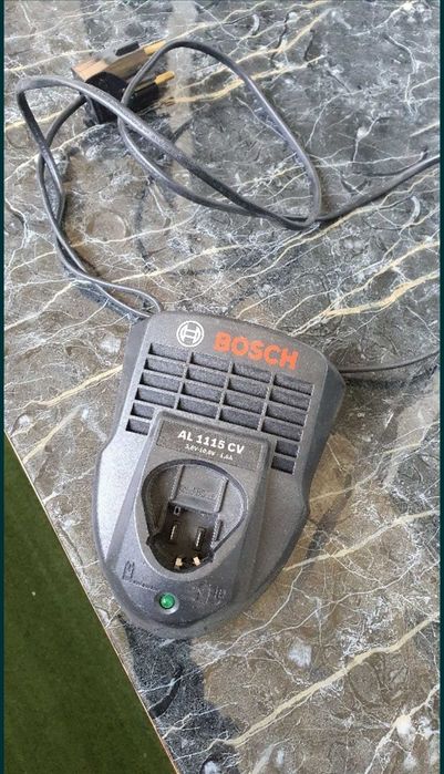 Зарядно BOSCH 10.8