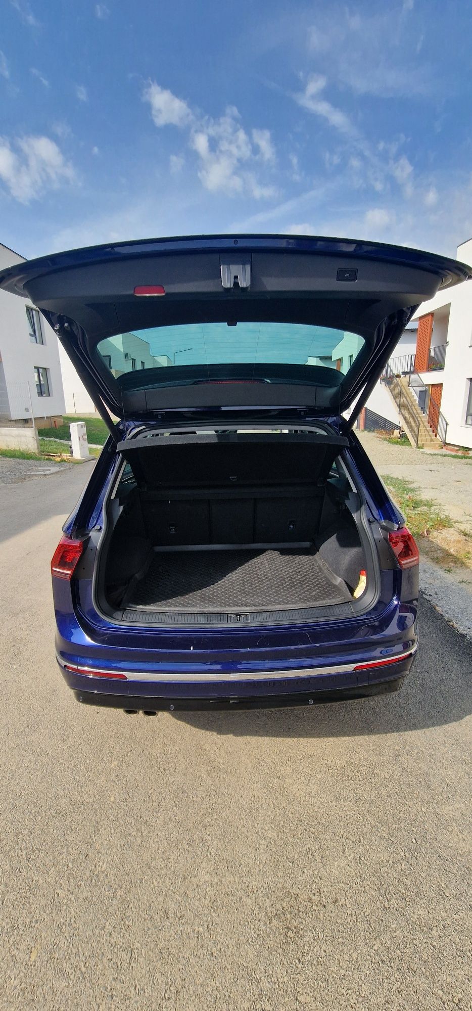 Vand Volkswagen Tiguan II. 4Motion R-Line