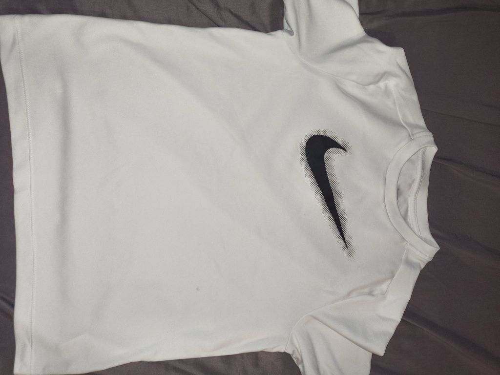 Тениски nike 152