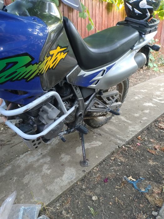 Honda nx500 dominator