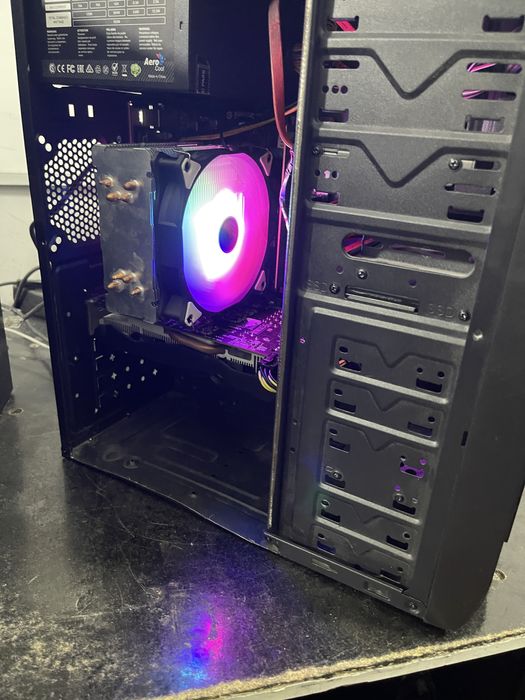 Продаётся бюджетный игровой кейс