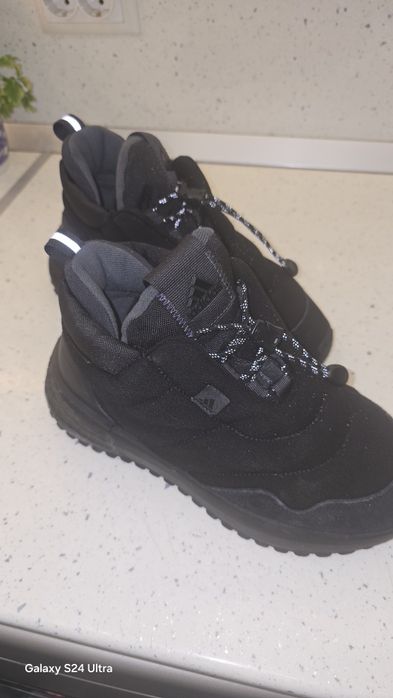 Черни маратонки Adidas X_PLRBOOST Puffer