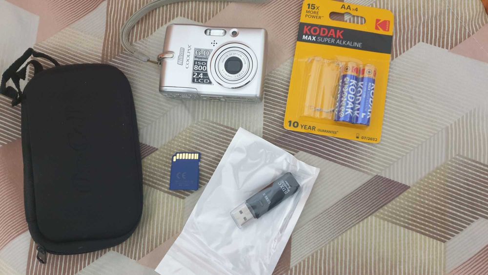 фотоапарат Nikon Coolpix L11