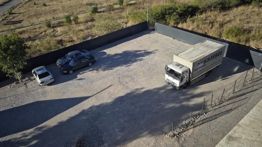 Дава се под наем Парцел в София, Република 2 - 850 кв.м за 800 € - Снимка #3