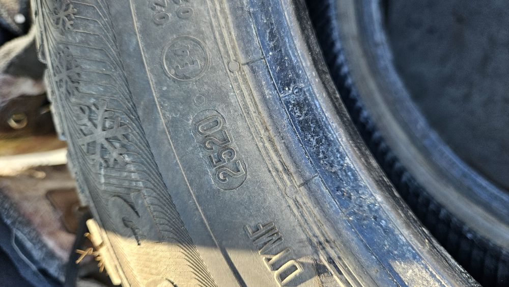 2бр гуми 175 65 14 дот 20 семперит