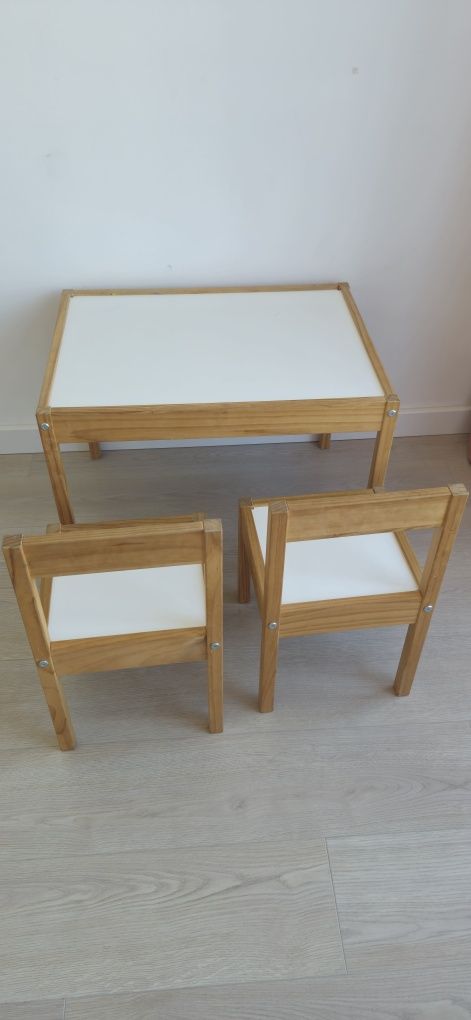 Детска масичка и столчета Ikea