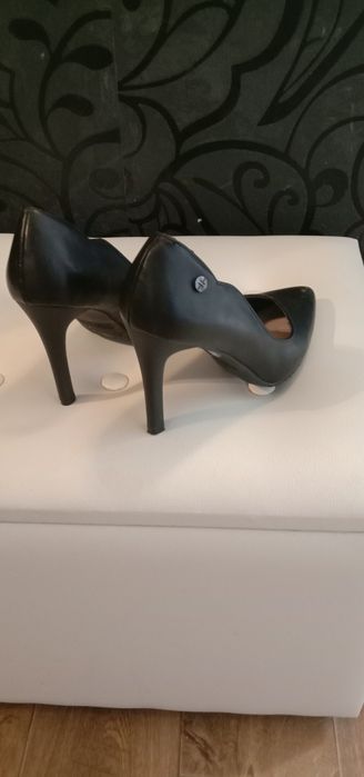 Туфли на шпильке 37 размер