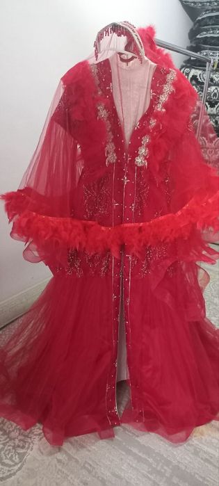 Srochna sotiladi Ansambil koyne