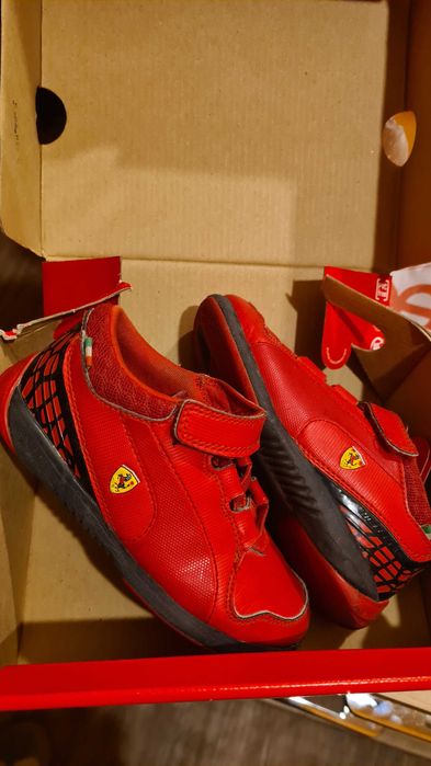 Обувки Puma ferrari 25