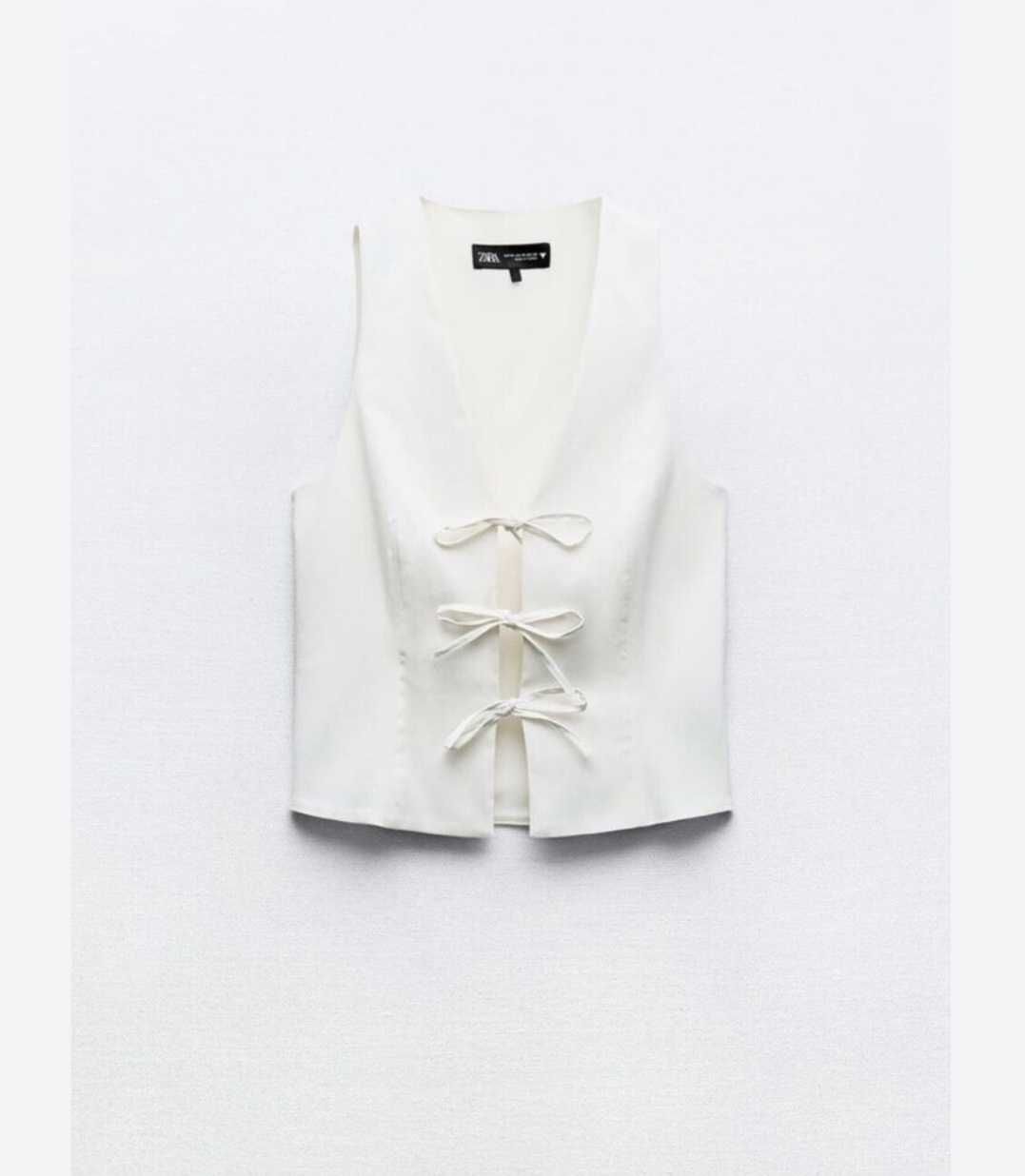 Топ с панделки zara