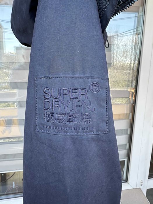 Яке Superdry Windbomber